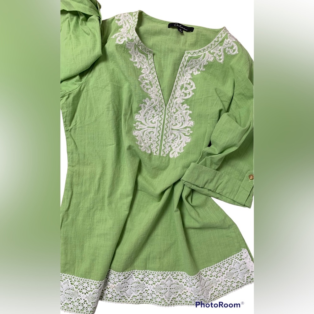 Caleoas, Green Tunic, Size Medium